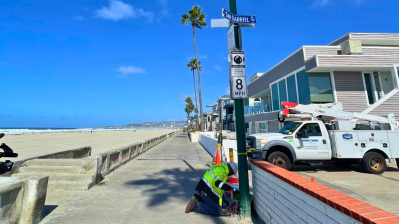 Streetlight repair